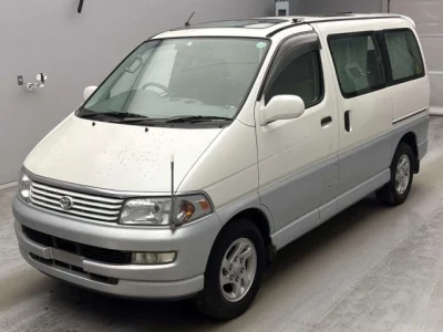 Toyota HIACE REGIUS