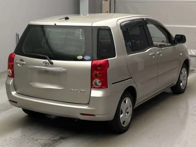 Toyota Raum