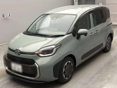 Toyota Sienta