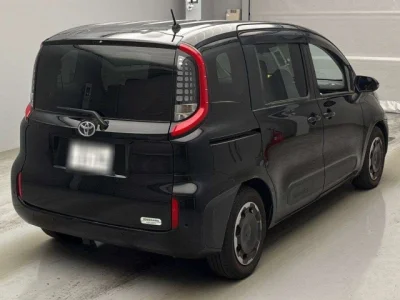 Toyota Sienta