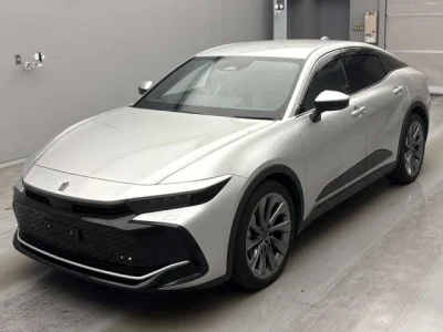 Toyota CROWN CROSSOVER