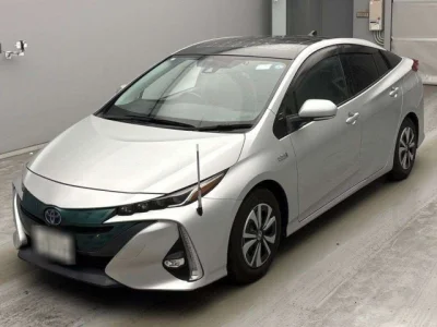 Toyota Prius PHV
