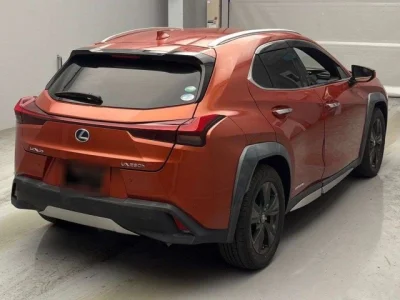 Lexus UX250h