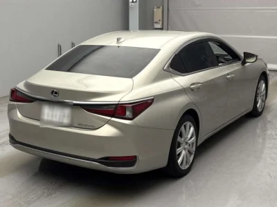 Lexus ES300h