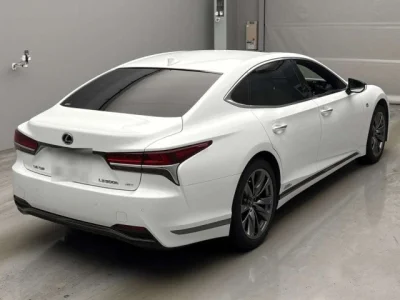 Lexus LS500h