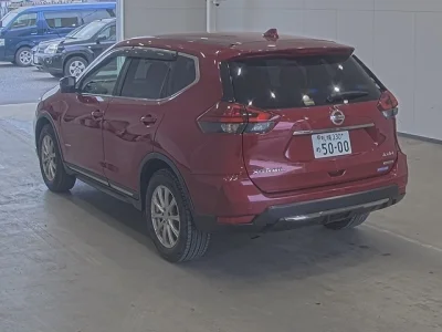 Nissan X-TRAIL