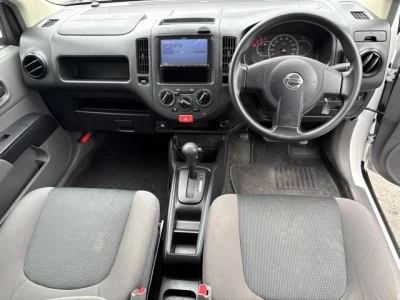 Nissan AD