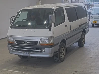 Toyota HiAce Van