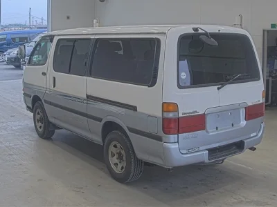 Toyota HiAce Van