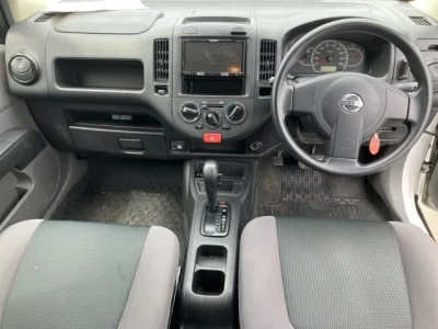 Nissan AD