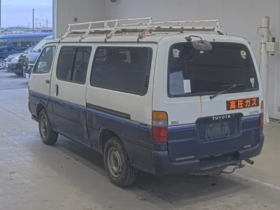 Toyota HIACE VAN