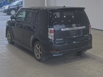 Toyota Corolla Rumion