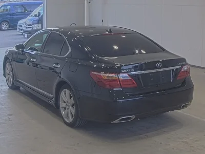 Lexus LS600h