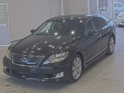 Lexus LS600h