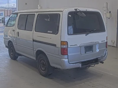 Toyota HiAce Van