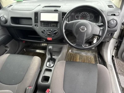 Nissan AD