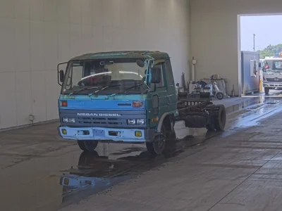 Nissan CONDOR