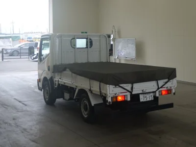 Nissan ATLAS