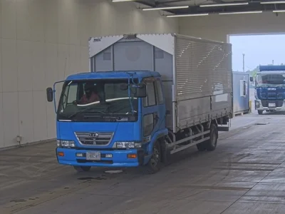 Nissan CONDOR
