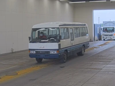 Toyota COASTER