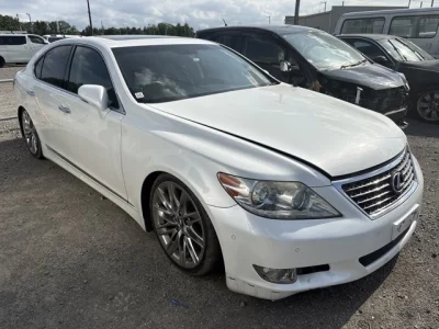 Lexus LS460L