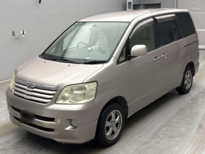 Honda Mobilio Spike
