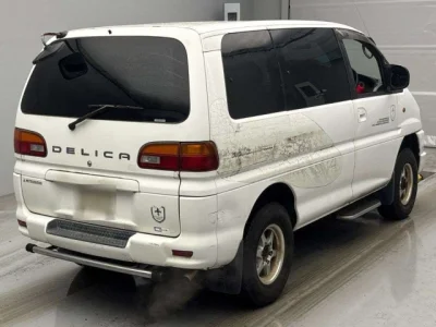 Mitsubishi Delica