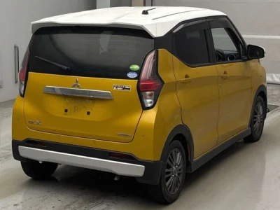 Mitsubishi eK X