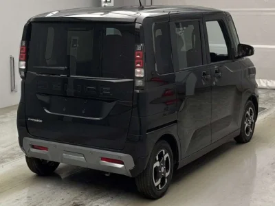 Mitsubishi Delica Mini