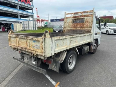 Mitsubishi Fuso Canter