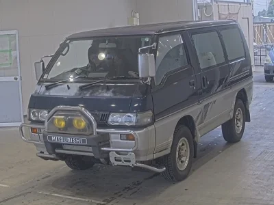 Mitsubishi Delica