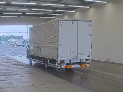Mitsubishi FUSO FIGHTER