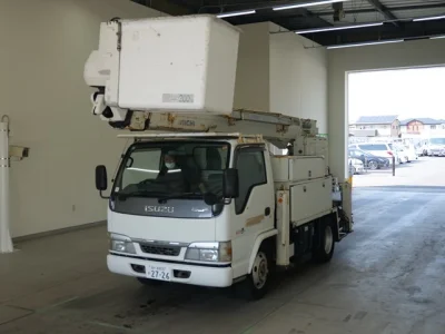 Isuzu Elf