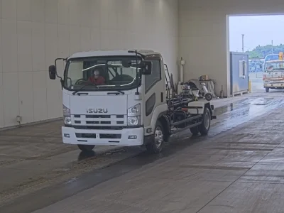Isuzu Forward