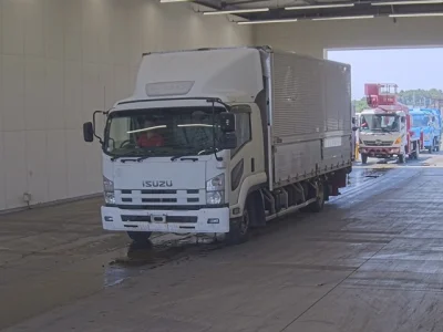 Isuzu Forward
