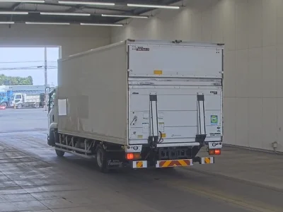 Isuzu Forward