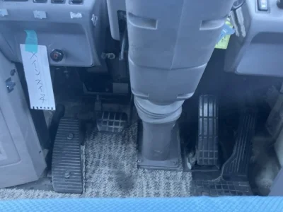 Hino Poncho