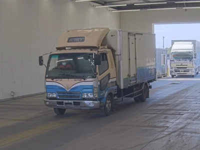 Mitsubishi FUSO FIGHTER