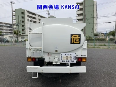 Mitsubishi Fuso Canter