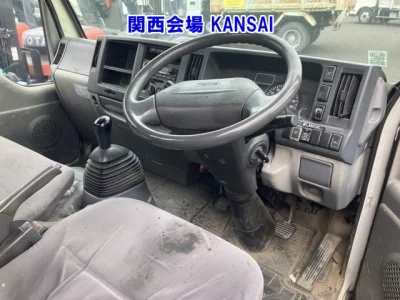 Mazda Titan
