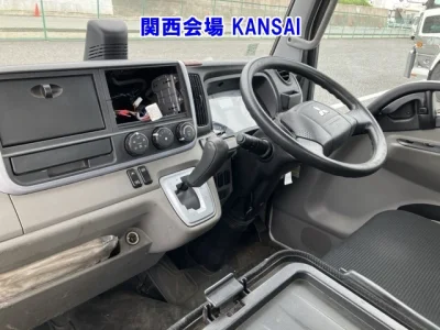 Mitsubishi Fuso Canter