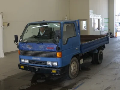 Mazda Titan