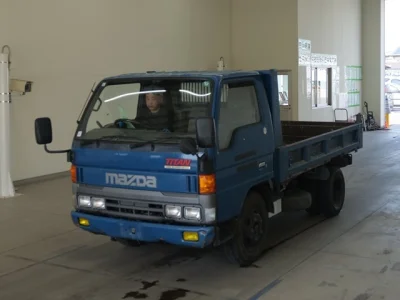 Mazda Titan