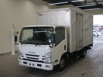 Isuzu Elf