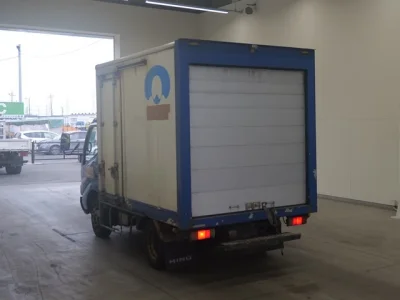 Hino Dutro