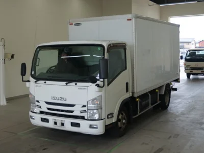 Isuzu Elf