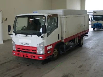 Isuzu Elf