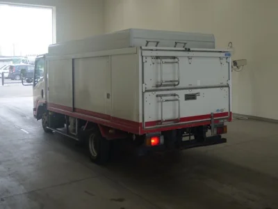 Isuzu Elf