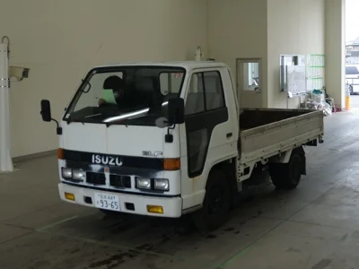 Isuzu Elf
