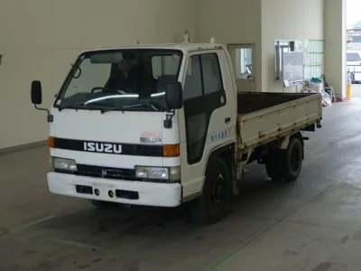 Isuzu Elf